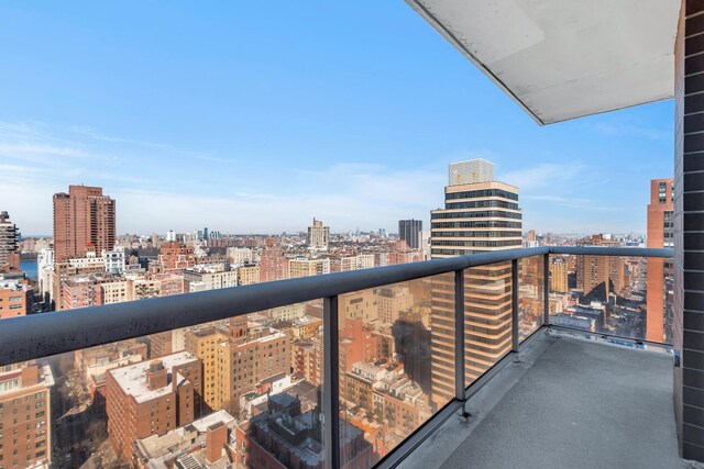 200 E 89th St Unit 30B, New York City, NY 10128 - balcony featuring a city view