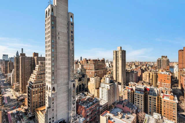 200 E 89th St Unit 30B, New York City, NY 10128 - view of city