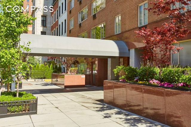 135 E 71st St Unit 9D, New York City, NY 10021 - view of property