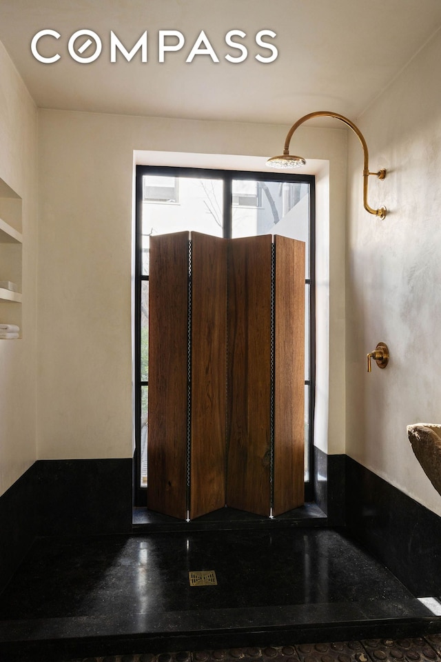 125 W 15th St, New York City, NY 10011 - view of foyer
