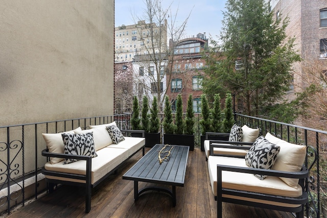 balcony featuring an outdoor hangout area