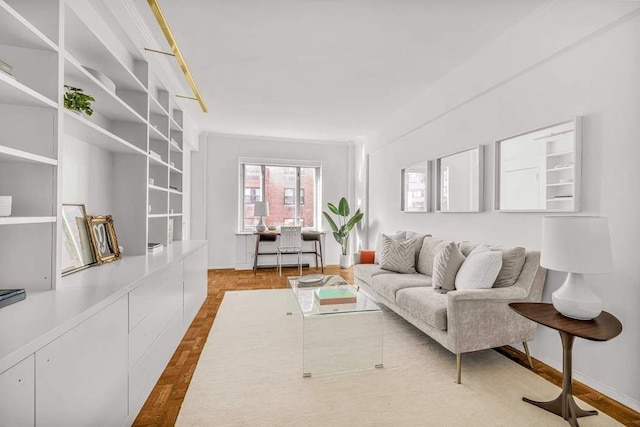 36 Sutton Pl S Unit 12C, New York City, NY 10022 - living room with baseboards