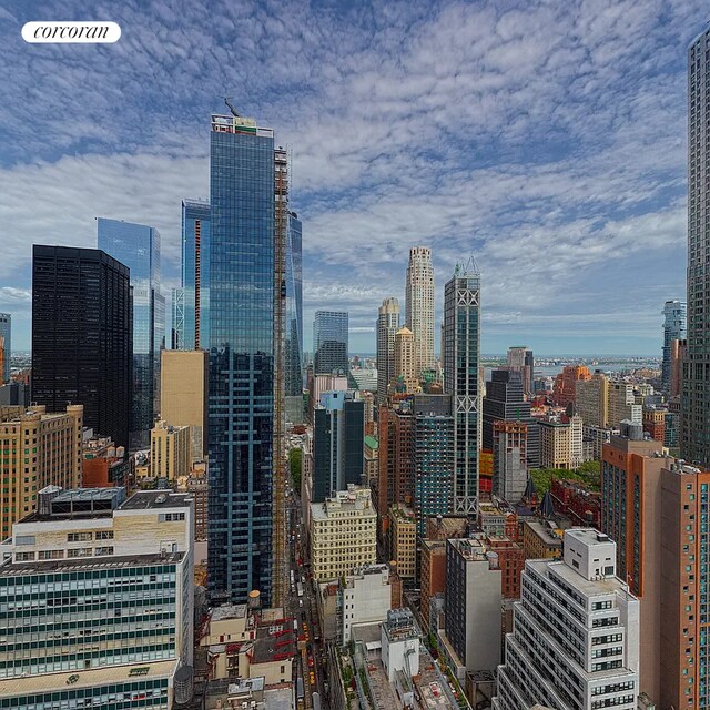 130 William St Unit 43C, New York City, NY 10038 - skyline view