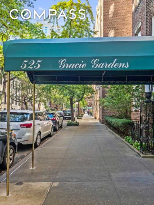 525 E 89th St Unit 3A, New York City, NY 10128 - view of vehicle parking