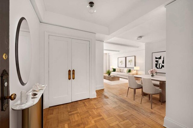 260 W End Ave Unit 3D, New York City, NY 10023 - foyer with baseboards