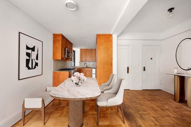 260 W End Ave Unit 3D, New York City, NY 10023 - dining area with baseboards and recessed lighting