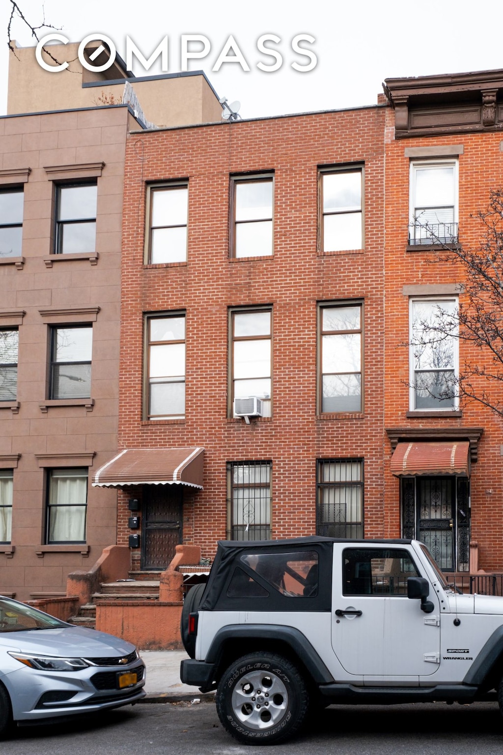 37 Woodhull St, New York City, NY 11231 - view of front of house with brick siding