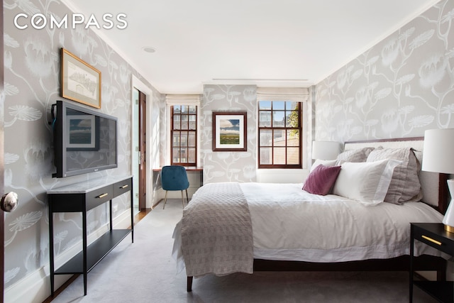 823 Park Ave Ph, Ph, New York City, NY 10021 - bedroom with wallpapered walls, crown molding, and carpet flooring