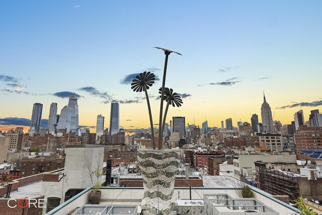 305 W 16th St Unit 4E, New York City, NY 10011 - view of city skyline