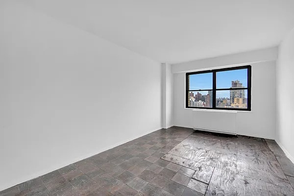 345 E 80th St Unit 28-C, New York City, NY 10075 - view of empty room