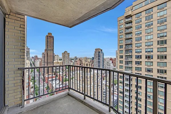 345 E 80th St Unit 28-C, New York City, NY 10075 - balcony with a city view