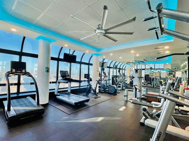 530 E 76th St Unit Ph35H36H, New York City, NY 10021 - exercise room with carpet flooring, baseboards, and visible vents