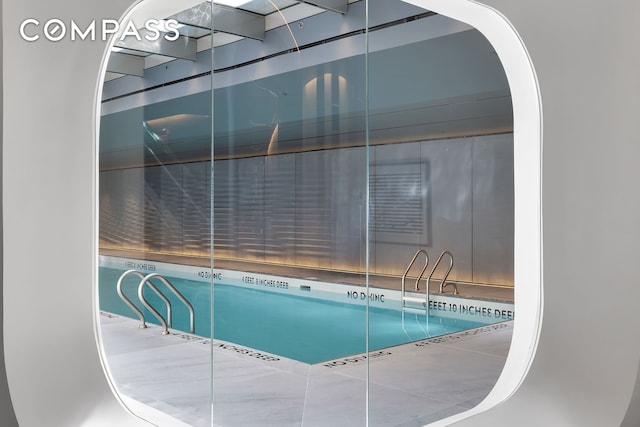 520 W 28th St Unit 18, New York City, NY 10001 - view of indoor community pool