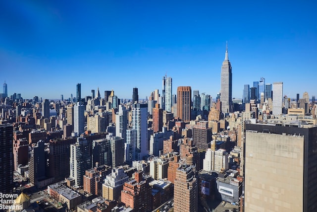 330 E 38th St Unit 51Ef, New York City, NY 10016 - skyline view
