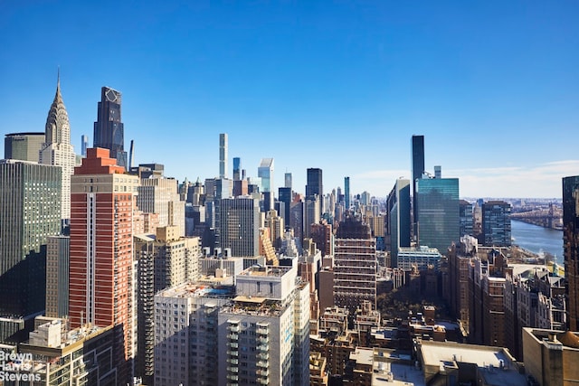 330 E 38th St Unit 51Ef, New York City, NY 10016 - view of city skyline
