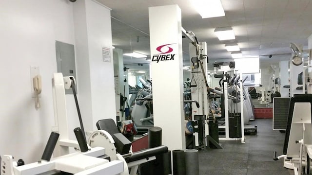 235 Adams St Unit 6A, New York City, NY 11201 - view of gym