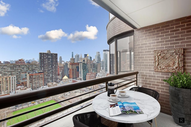 330 E 38th St Unit 26-A, New York City, NY 10016 - balcony featuring a skyline view