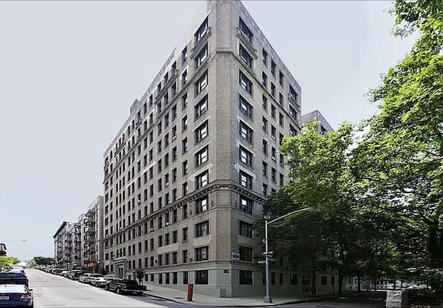 725 Riverside Dr Unit 8-D, New York City, NY 10031 - view of building exterior