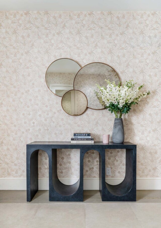 260 Park Ave S Unit 9Bc, New York City, NY 10003 - detailed view of wallpapered walls and baseboards