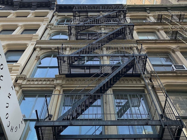 391 Broadway Loftc, New York City, NY 10013 - view of property featuring stairs