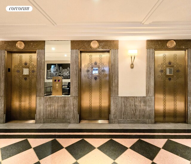 433 W 34th St Unit 6F, New York City, NY 10001 - view of property entrance