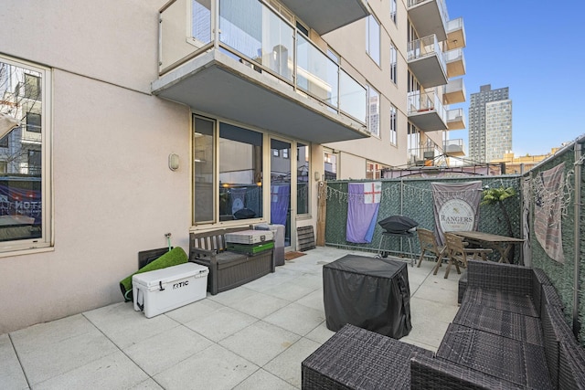 5-19 Borden Ave Unit 1-C, New York City, NY 11101 - view of patio / terrace featuring fence