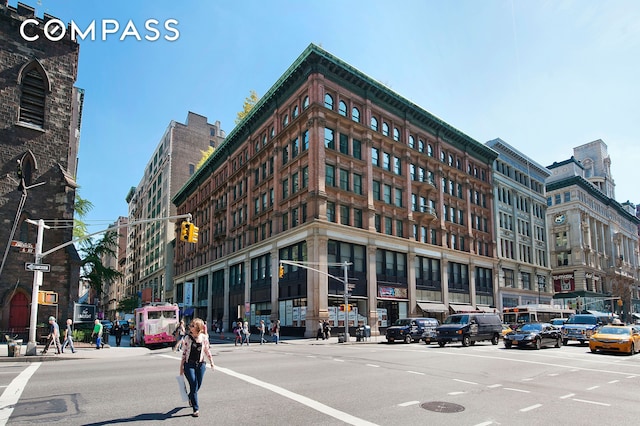 60 W 20th St Unit 2F, New York City, NY 10011 - view of building exterior