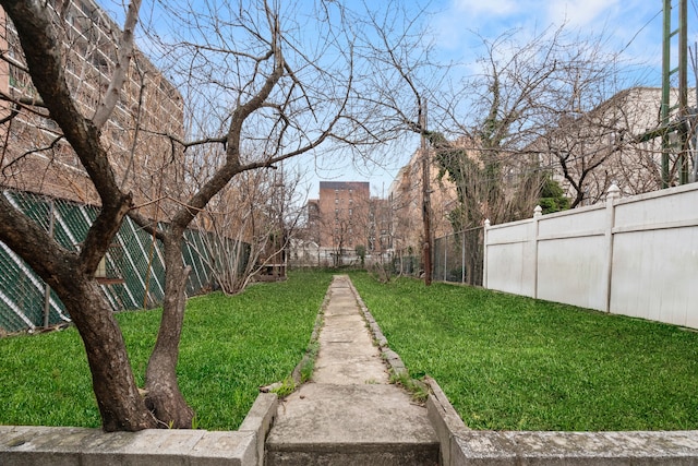 30-53 23rd St, New York City, NY 11102 - view of yard