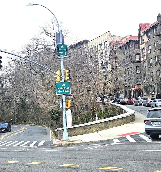 834 Riverside Dr Unit 2-E, New York City, NY 10032 - view of building exterior