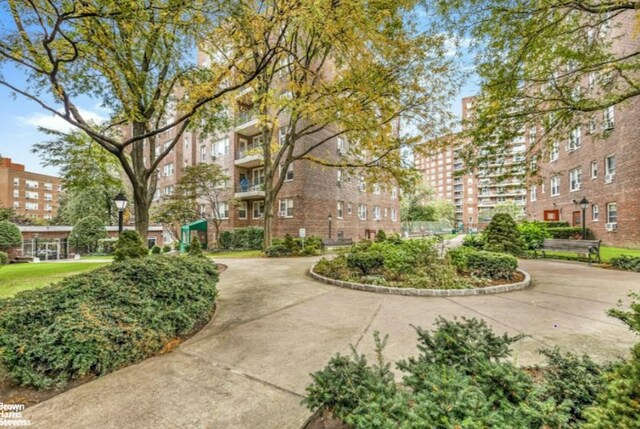 3750 Hudson Manor Ter Unit 6De, New York City, NY 10463 - view of surrounding community