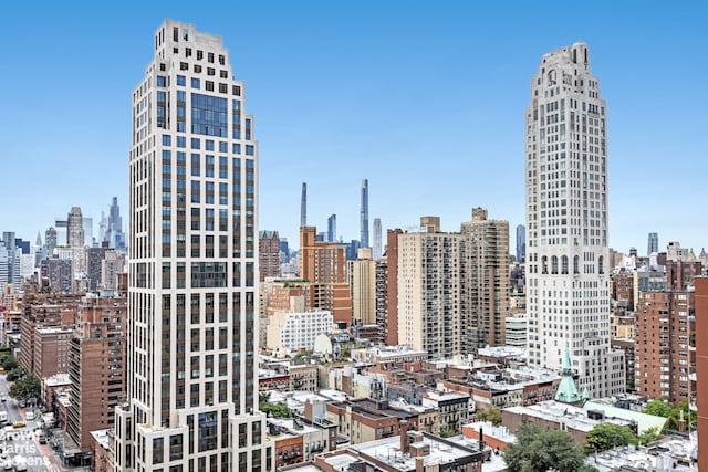 300 E 85th St Unit 2202, New York City, NY 10028 - city view