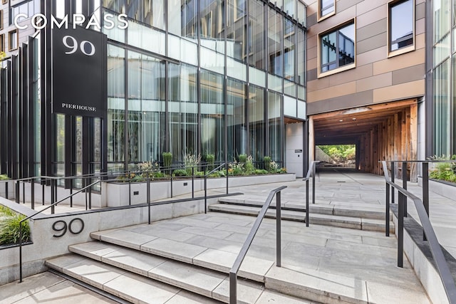 90 Furman St Unit N510, New York City, NY 11201 - view of gate