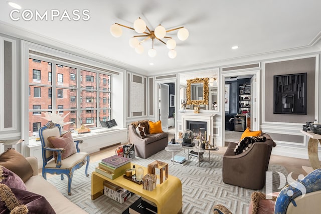 135 E 79th St Unit 8E, New York City, NY 10075 - living area featuring a decorative wall and crown molding