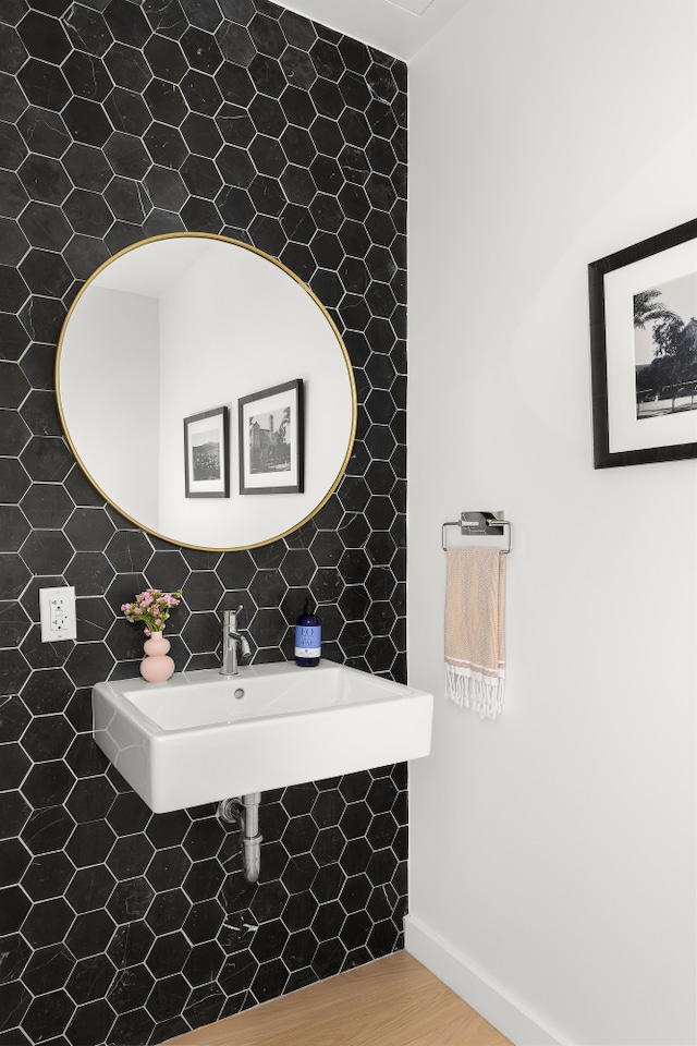 details featuring baseboards