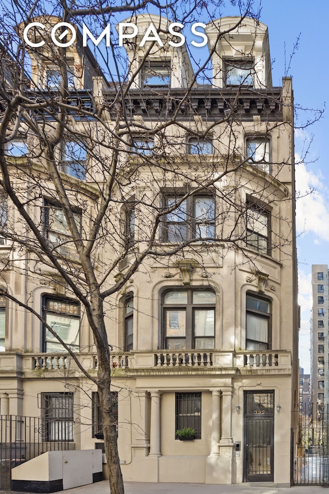 332 W 101st St Unit 5F, New York City, NY 10025 - view of property