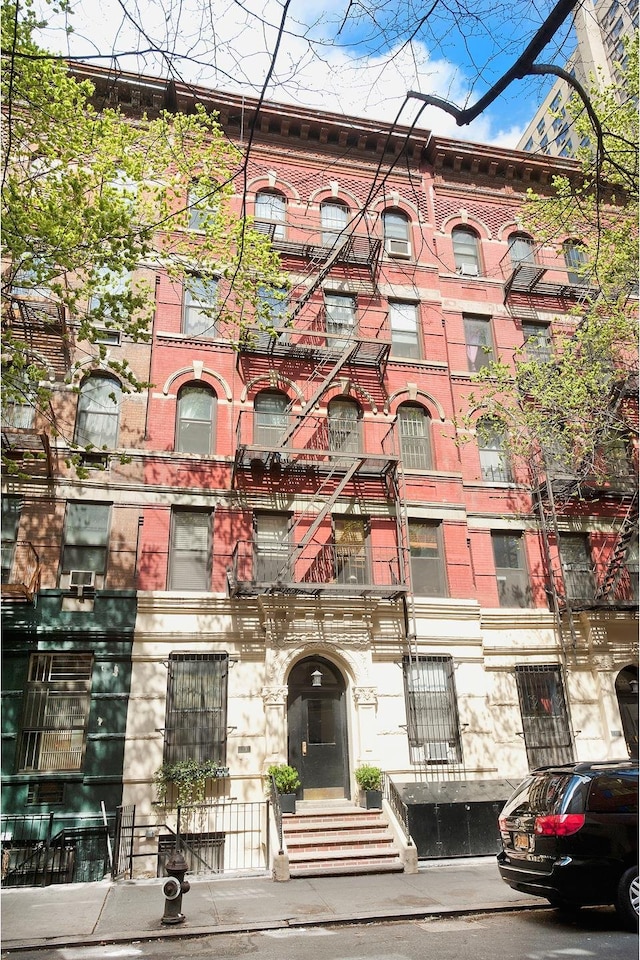 331 E 92nd St Unit 5C, New York City, NY 10128 - view of apartment building / complex
