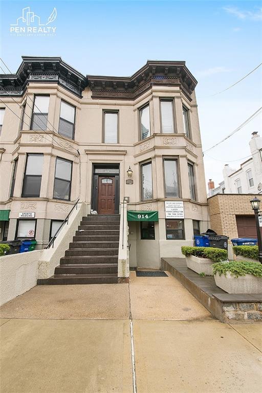 view of townhome / multi-family property