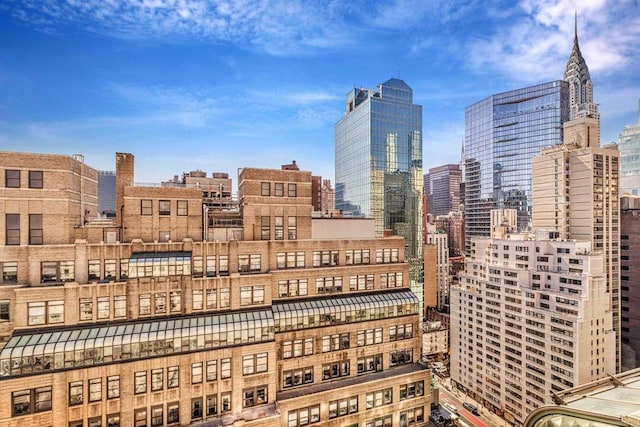 310 E 46th St Unit 19M, New York City, NY 10017 - view of city skyline