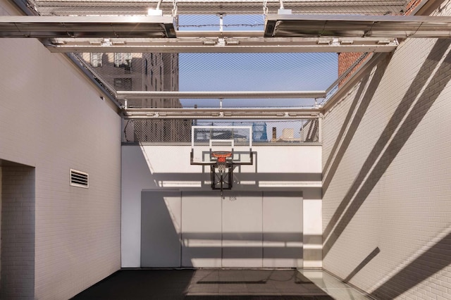 38-40 E 76th St, New York City, NY 10021 - view of garage