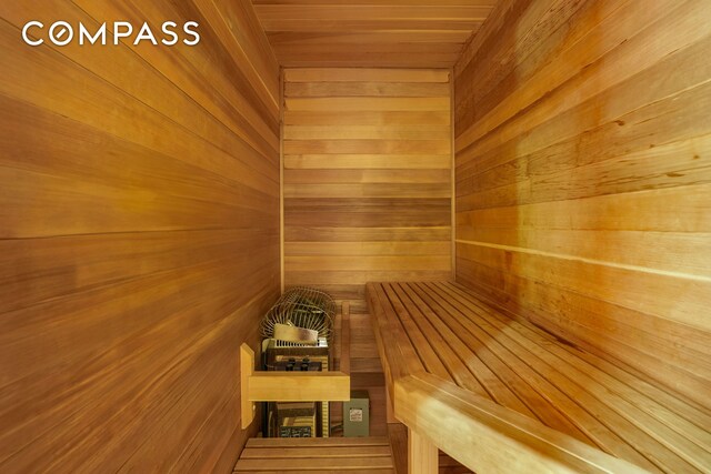 view of sauna / steam room
