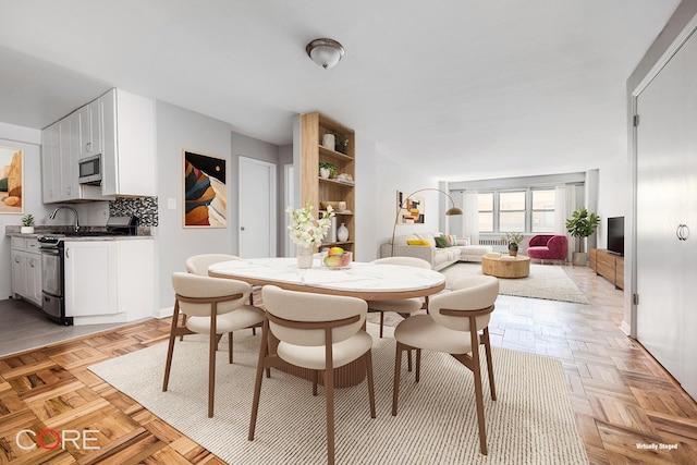 37-31 73rd St Unit 3P, New York City, NY 11372 - view of dining room