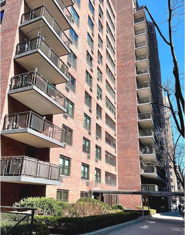 view of building exterior