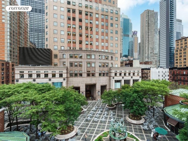 350 W 50th St Unit 8D, New York City, NY 10019 - skyline view