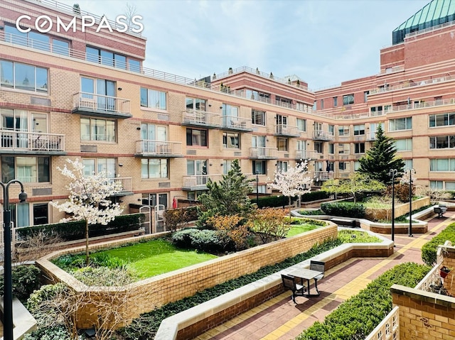 350 W 50th St Unit 3Ll, New York City, NY 10019 - view of property's community