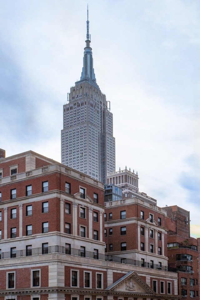 55 Park Ave Unit 7-W, New York City, NY 10016 - view of building exterior with a view of city