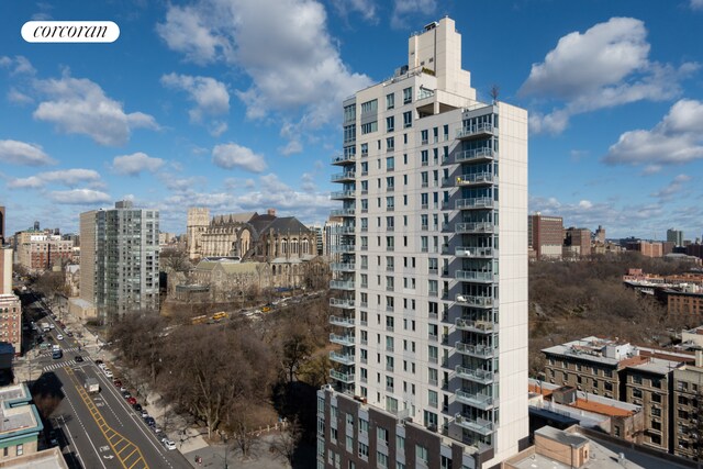 321 W 110th St Unit 12B, New York City, NY 10026 - city view