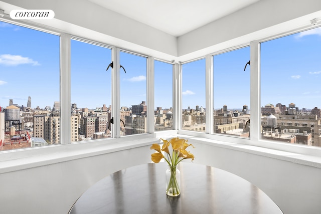 310 Riverside Dr Unit 2009, New York City, NY 10025 - sunroom with a skyline view