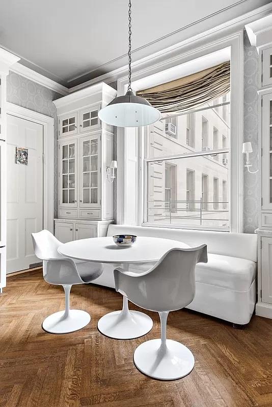 390 W End Ave Unit 6A, New York City, NY 10024 - dining area with wallpapered walls and ornamental molding
