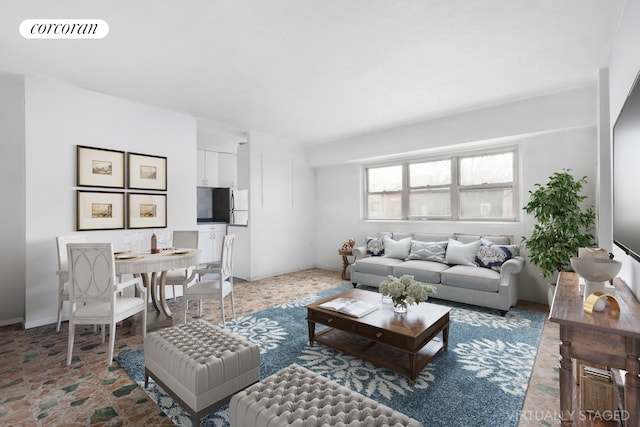 609 Columbus Ave Unit 4F, New York City, NY 10024 - view of living room