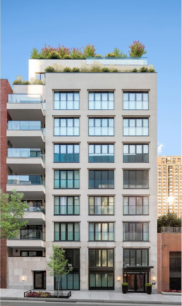 427 E 90th St Unit Ph10, New York City, NY 10128 - view of apartment building / complex